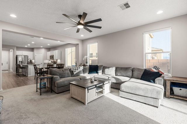 1160 Vallecito Loop NW, Los Lunas, NM 87031