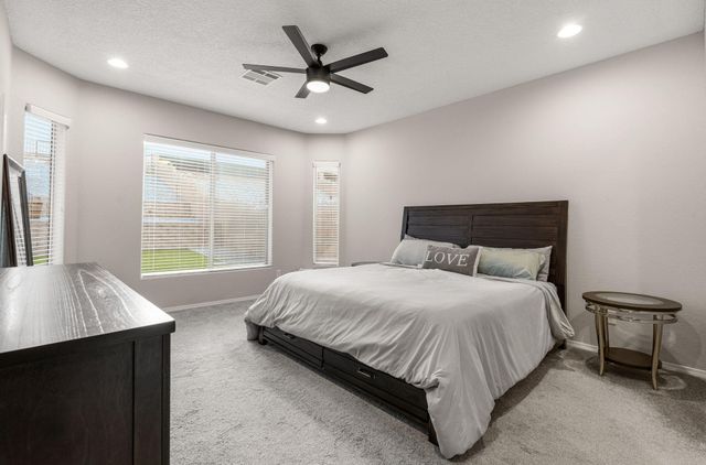 1160 Vallecito Loop NW, Los Lunas, NM 87031