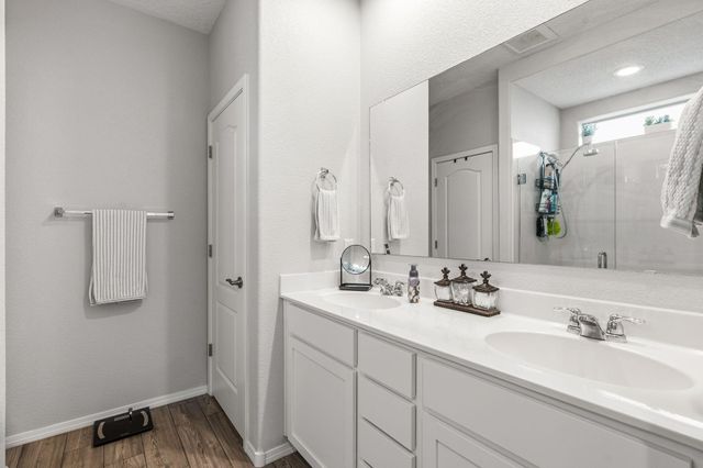 1160 Vallecito Loop NW, Los Lunas, NM 87031