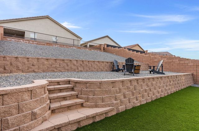 1160 Vallecito Loop NW, Los Lunas, NM 87031