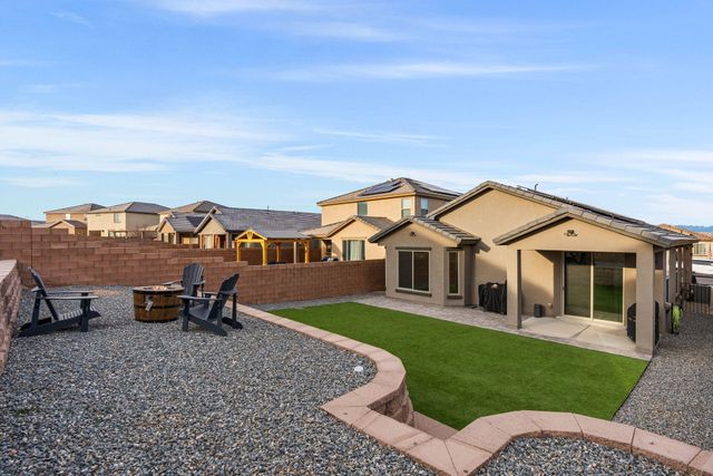 1160 Vallecito Loop NW, Los Lunas, NM 87031