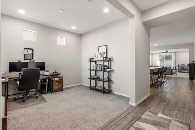 1160 Vallecito Loop NW, Los Lunas, NM 87031