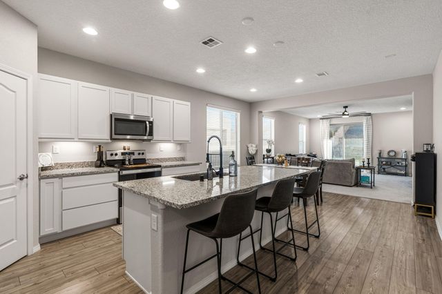 1160 Vallecito Loop NW, Los Lunas, NM 87031