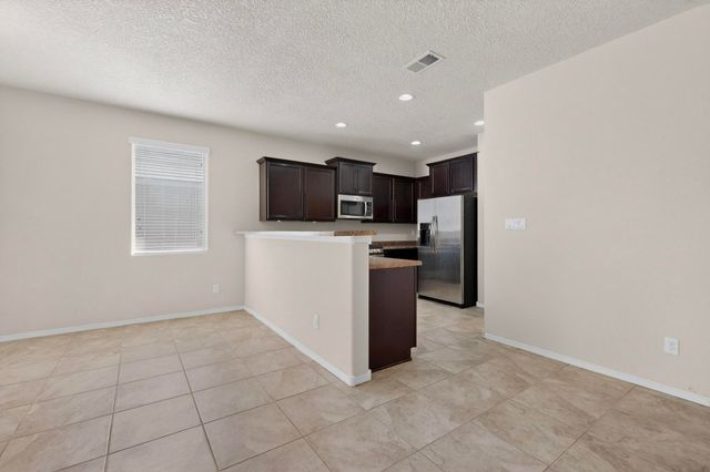 6557 Cliff Dweller Road NW, Albuquerque, NM 87114