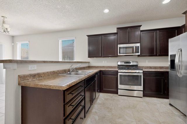 6557 Cliff Dweller Road NW, Albuquerque, NM 87114