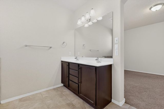 6557 Cliff Dweller Road NW, Albuquerque, NM 87114