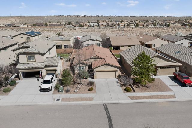 6557 Cliff Dweller Road NW, Albuquerque, NM 87114