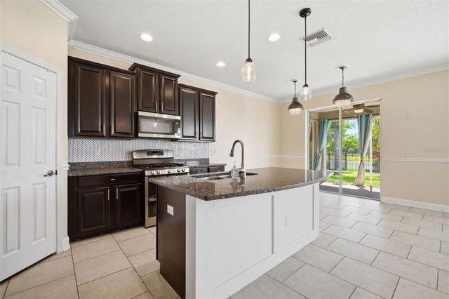 6926 OLD BENTON DRIVE, Apollo Beach, FL 33572