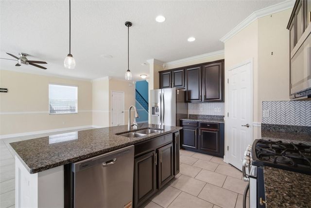 6926 OLD BENTON DRIVE, Apollo Beach, FL 33572