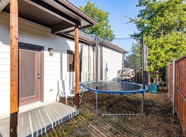109 Bateman Street, Waxahachie, TX 75165