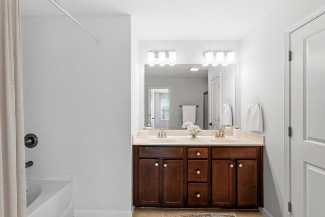 222 Ashley Lane, Smyrna, GA 30080