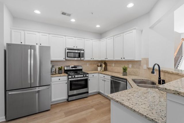 222 Ashley Lane, Smyrna, GA 30080