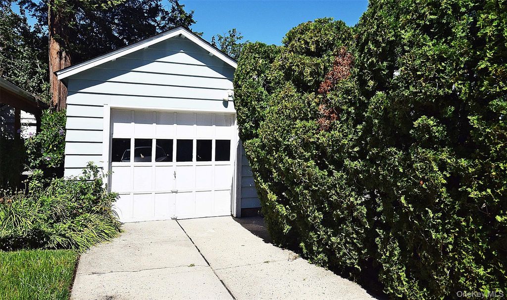4144 Westmoreland Street, Little Neck, NY 11363 — photo 5