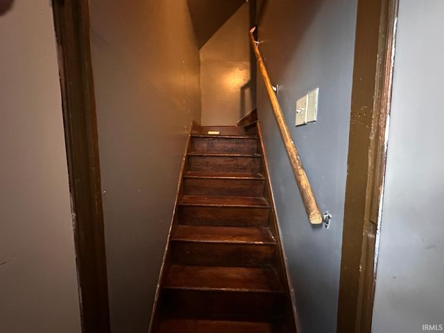 2512 W Maryland Street, Evansville, IN 47712