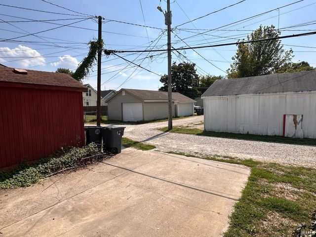 2512 W Maryland Street, Evansville, IN 47712