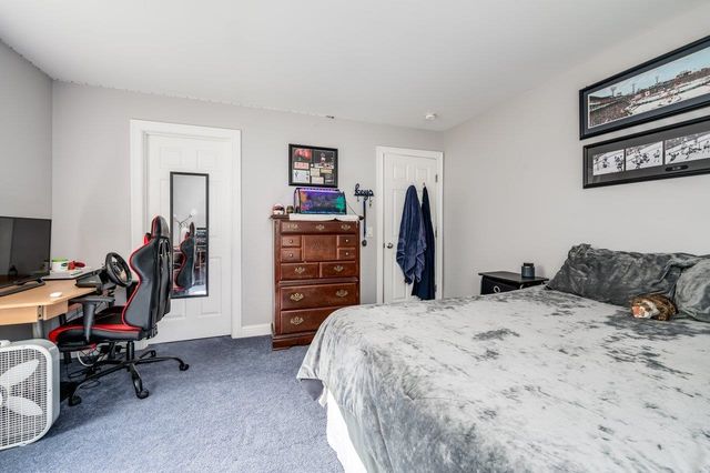 12 Carriage Hill Lane, Dover, NH 03820