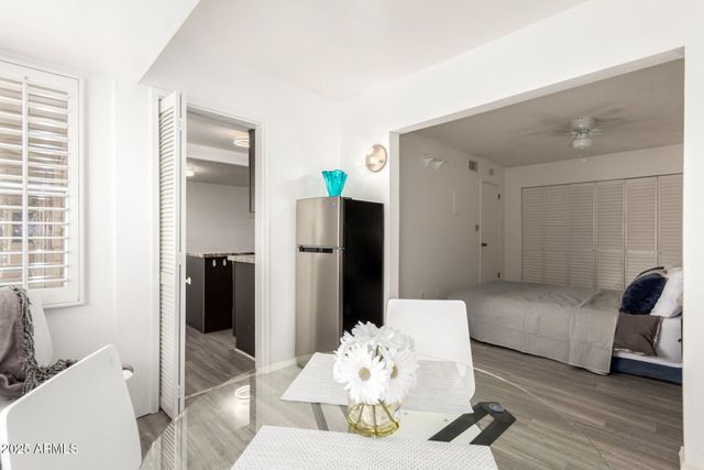 8221 E GARFIELD Street L214, Scottsdale, AZ 85257