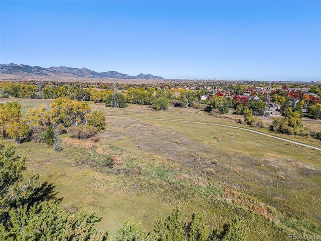 16221 W 56th Pl, Golden, CO 80403