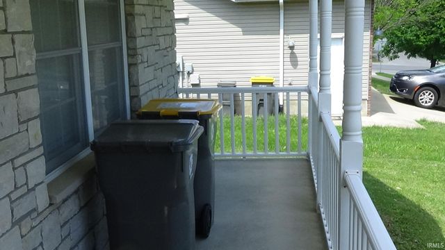 1350 W Adams Hill Circle, Bloomington, IN 47403