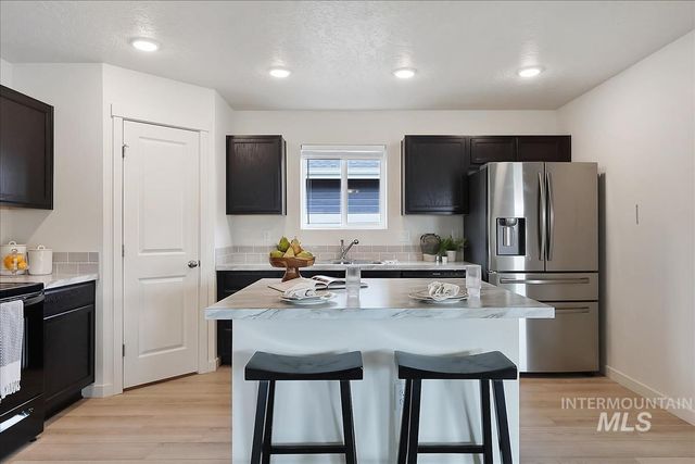 17616 Barefoot Ridge Way, Nampa, ID 83687