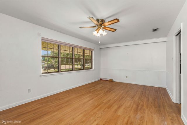 2705 Beazley Place, Shreveport, LA 71104