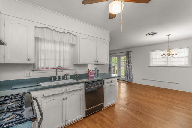 2705 Beazley Place, Shreveport, LA 71104