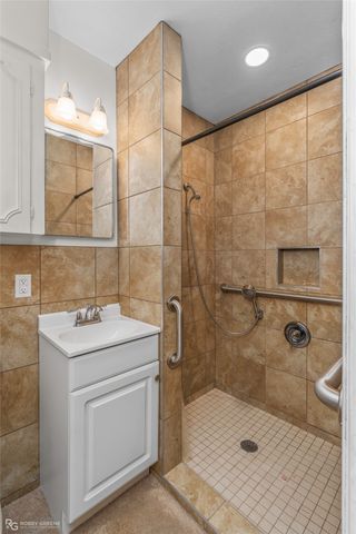 2705 Beazley Place, Shreveport, LA 71104