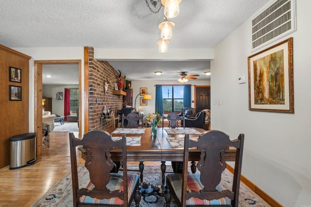 2076 Chestnut Drive, Bismarck, AR 71929