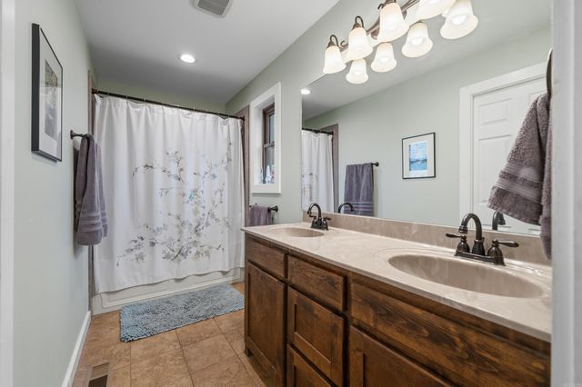 2076 Chestnut Drive, Bismarck, AR 71929