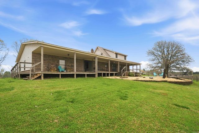 2076 Chestnut Drive, Bismarck, AR 71929