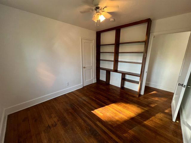 120 First Ave, Spartanburg, SC 29302