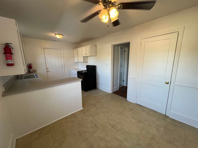 120 First Ave, Spartanburg, SC 29302