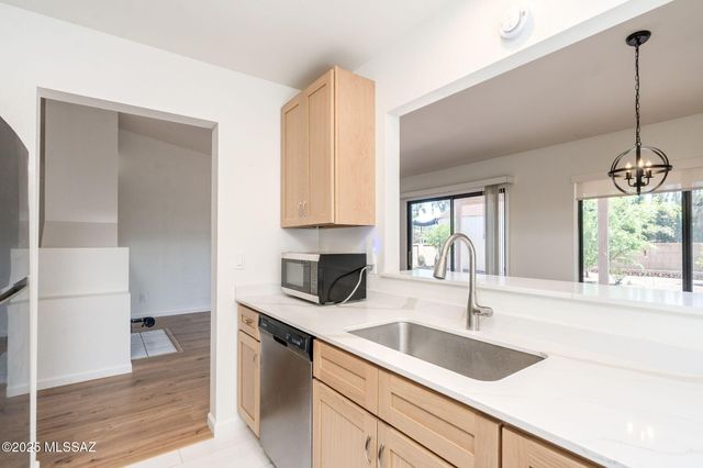 3263 W Avior Drive, Tucson, AZ 85742