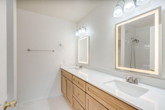 3263 W Avior Drive, Tucson, AZ 85742