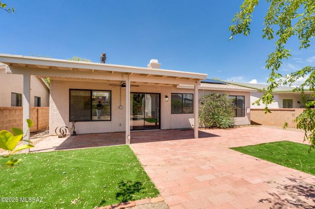 3263 W Avior Drive, Tucson, AZ 85742