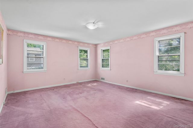76 Soundview Avenue, White Plains, NY 10606