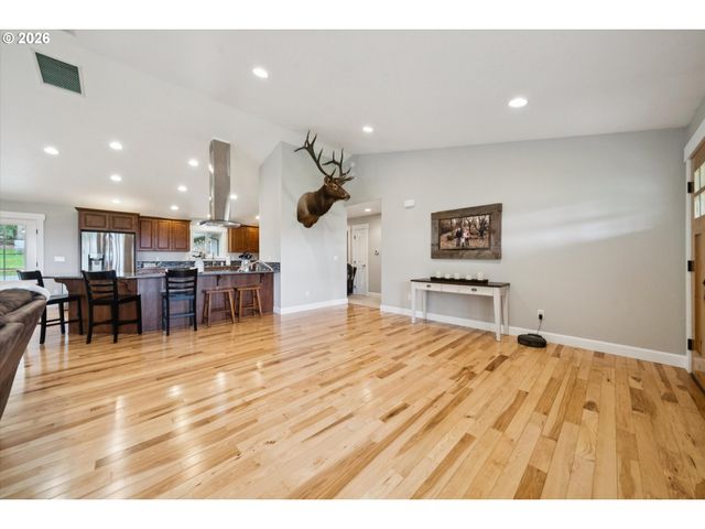 14980 S TEASEL CREEK Rd, Molalla, OR 97038