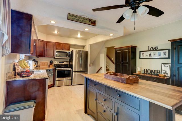 126 CEDAR HILL RD, Chalfont, PA 18914