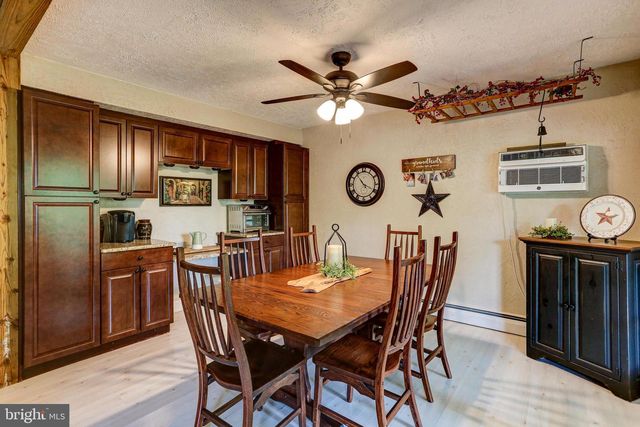 126 CEDAR HILL RD, Chalfont, PA 18914