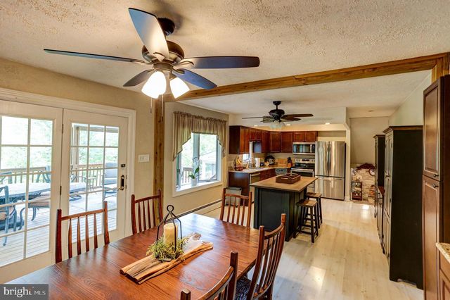 126 CEDAR HILL RD, Chalfont, PA 18914