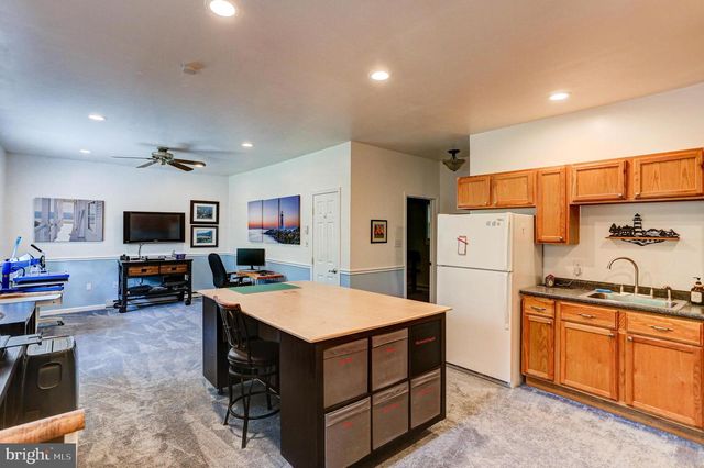 126 CEDAR HILL RD, Chalfont, PA 18914
