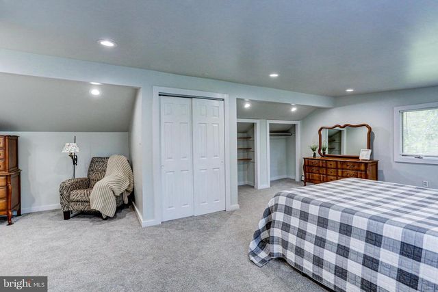126 CEDAR HILL RD, Chalfont, PA 18914