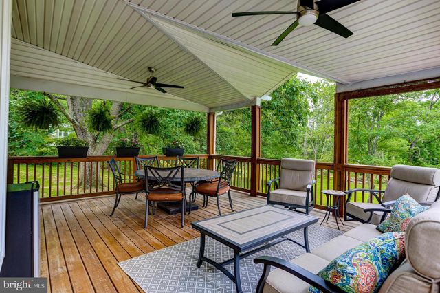 126 CEDAR HILL RD, Chalfont, PA 18914