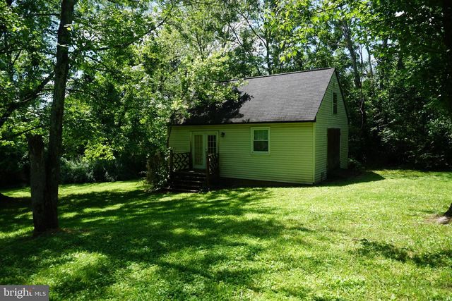 126 CEDAR HILL RD, Chalfont, PA 18914