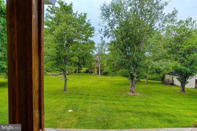 126 CEDAR HILL RD, Chalfont, PA 18914