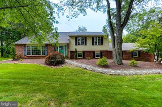 126 CEDAR HILL RD, Chalfont, PA 18914