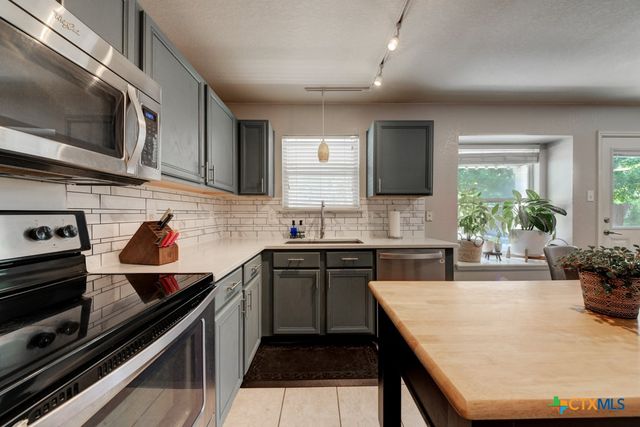 2377 Carson Loop, New Braunfels, TX 78130