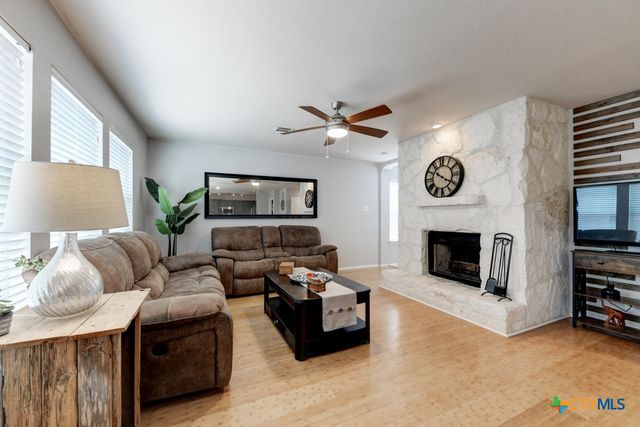 2377 Carson Loop, New Braunfels, TX 78130