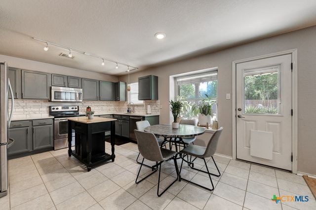 2377 Carson Loop, New Braunfels, TX 78130