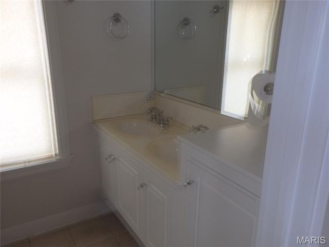 7205 Dorset Avenue, University City, MO 63130